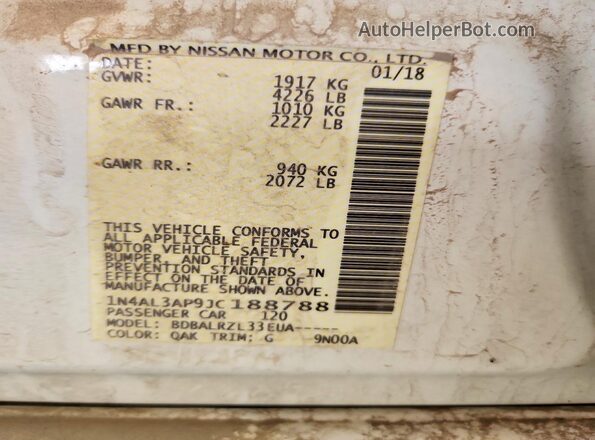 1N4AL3AP9JC188788 2018 NISSAN ALTIMA White Widok komory silnika