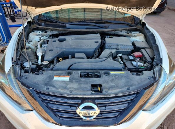 1N4AL3AP9JC247192 2018 NISSAN ALTIMA White Vista interior trasera