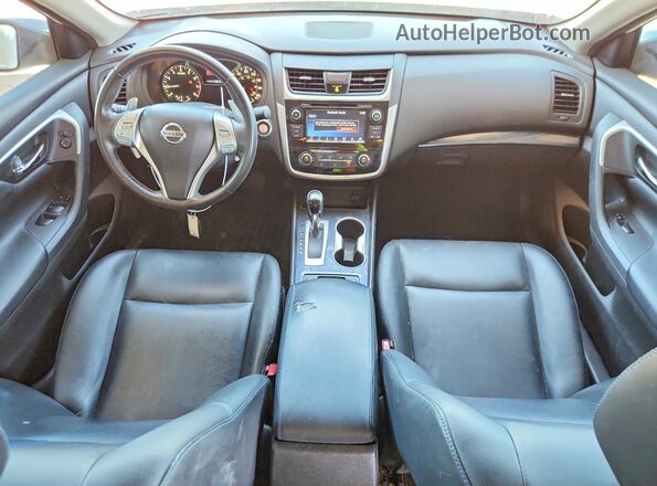 1N4AL3AP9JC247192 2018 NISSAN ALTIMA White Vista del salpicadero