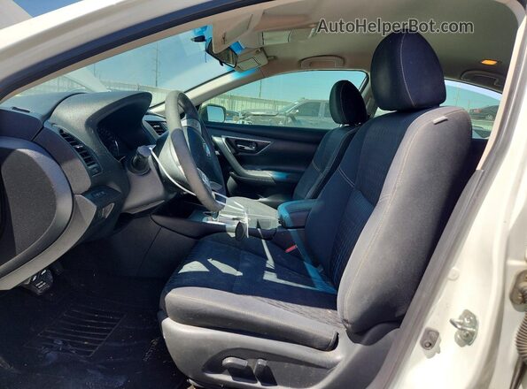 1N4AL3AP9JC472325 2018 NISSAN ALTIMA White Вид салону спереду