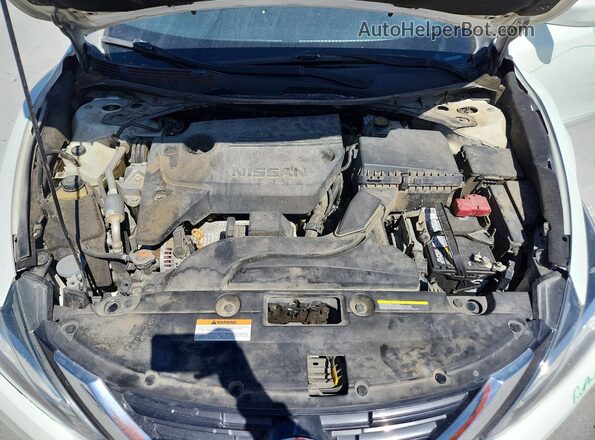 1N4AL3AP9JC472325 2018 NISSAN ALTIMA White Вид задньої частини салону