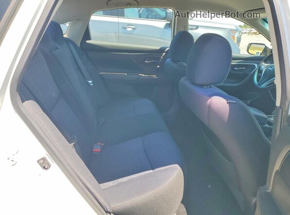 1N4AL3APXGN327940 2016 NISSAN ALTIMA White Widok tylnych siedzeń