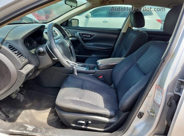 1N4AL3APXGN356922 2016 NISSAN ALTIMA Серебряный Вид салона спереди