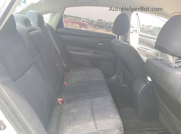 1N4AL3APXHC294290 2017 NISSAN ALTIMA White Vista de los asientos traseros