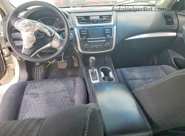 1N4AL3APXHC294290 2017 NISSAN ALTIMA White Vista del salpicadero