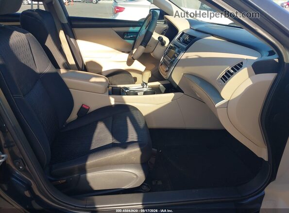 1N4AL3APXHN325655 2017 NISSAN ALTIMA Navy Вид салону спереду