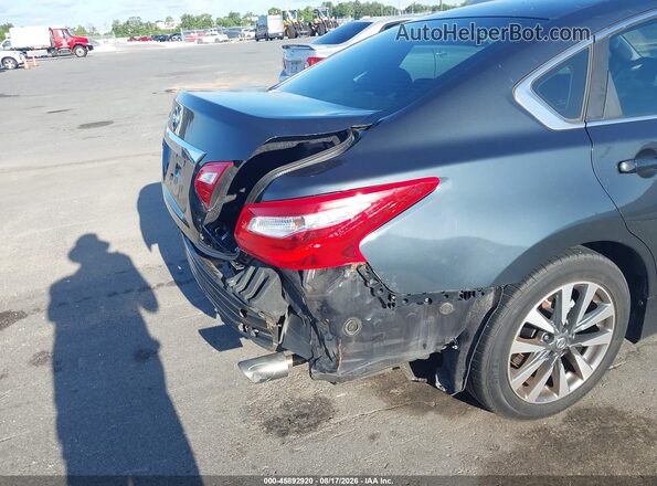 1N4AL3APXHN325655 2017 NISSAN ALTIMA Navy Вид задньої частини салону