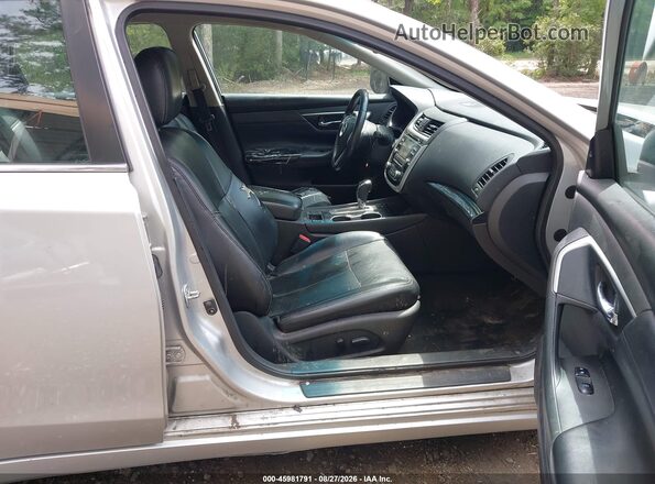1N4AL3APXJC117034 2018 NISSAN ALTIMA Silver Widok wnętrza z przodu