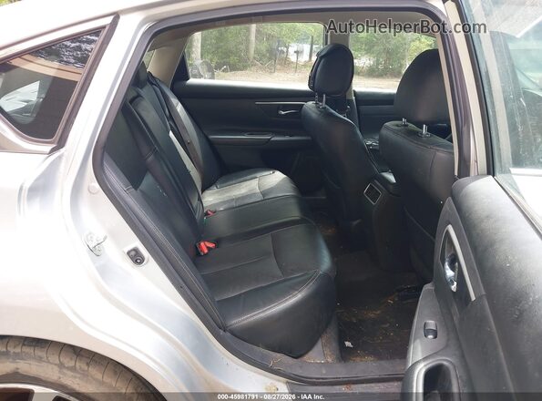 1N4AL3APXJC117034 2018 NISSAN ALTIMA Silver Widok naklejki z numerem VIN