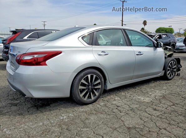 1N4AL3APXJC175483 2018 NISSAN ALTIMA Silver Tył prawy