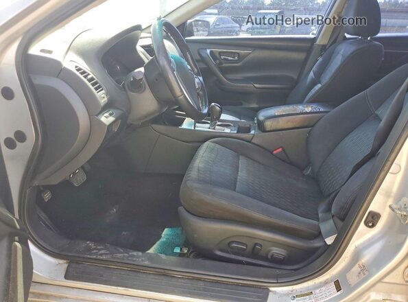 1N4AL3APXJC180988 2018 NISSAN ALTIMA Серебряный Вид салона спереди
