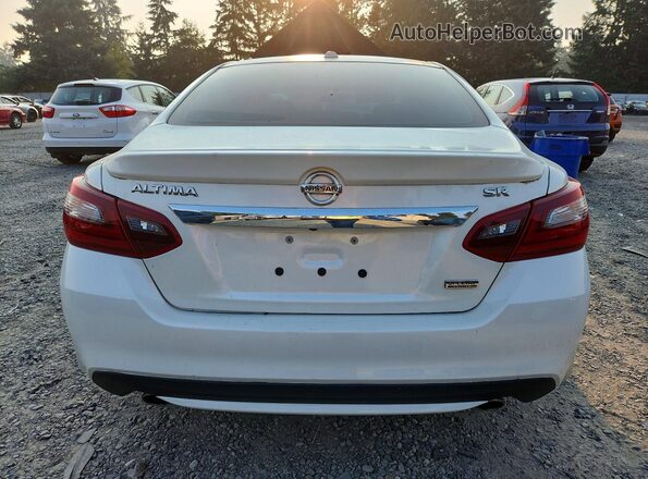 1N4AL3APXJC278631 2018 NISSAN ALTIMA White Вид ззаду