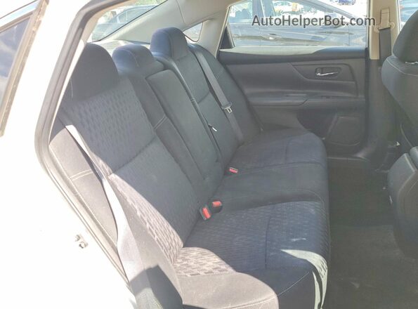 1N4AL3APXJC296532 2018 NISSAN ALTIMA White Հետևի նստատեղերի տեսք