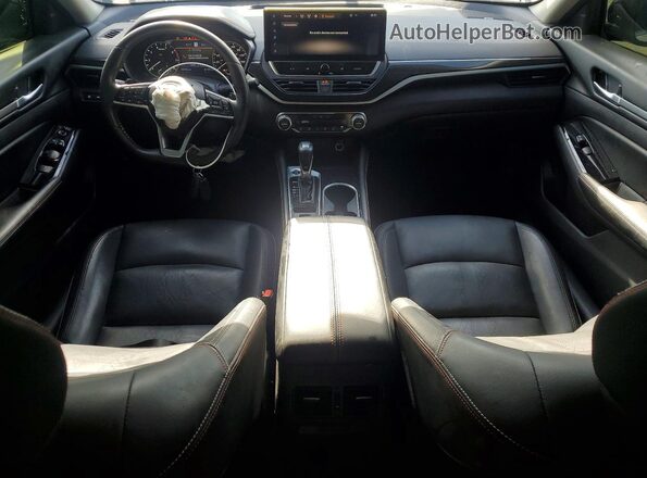 1N4AL4CV1RN415327 2024 NISSAN ALTIMA Purple Widok deski rozdzielczej