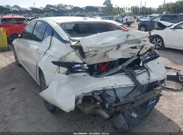 1N4AL4CV2PN324984 2023 NISSAN ALTIMA Белый Вид спереди