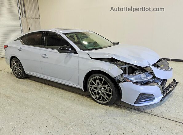 1N4AL4CV3PN335993 2023 NISSAN ALTIMA Серый Передняя правая четверть