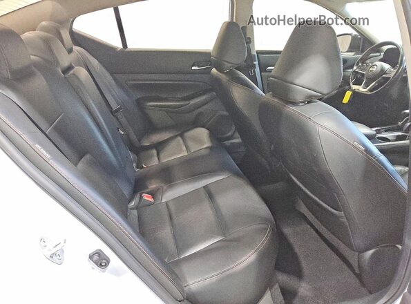 1N4AL4CV3PN335993 2023 NISSAN ALTIMA Серый Вид задних сидений