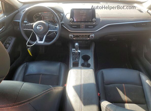 1N4AL4CV5KC102816 2019 NISSAN ALTIMA Красный Вид панели приборов