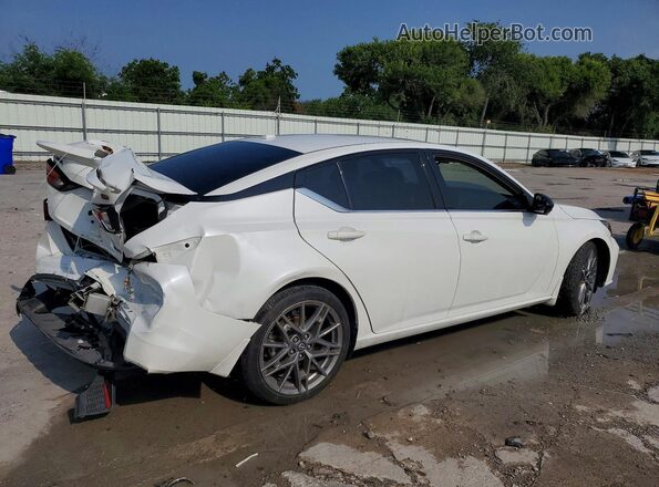 1N4AL4CV7RN339273 2024 NISSAN ALTIMA White Հետևի աջ