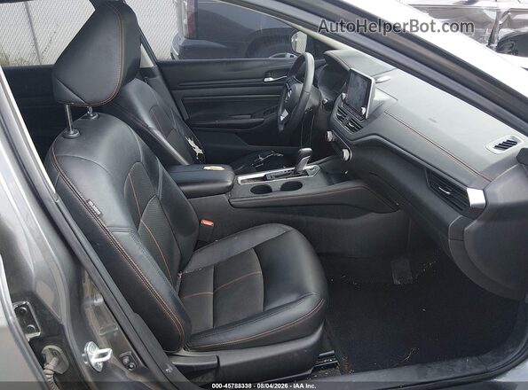 1N4AL4CV9LN303866 2020 NISSAN ALTIMA Gray Вид салону спереду