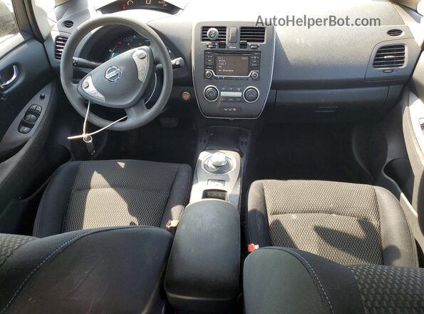 1N4AZ0CP9GC303831 2016 NISSAN LEAF Gray Widok deski rozdzielczej