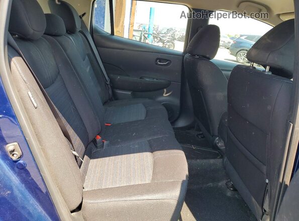 1N4AZ1BV0SC564165 2025 NISSAN LEAF Blue Widok tylnych siedzeń