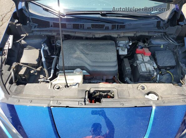 1N4AZ1BV0SC564165 2025 NISSAN LEAF Blue Widok wnętrza z tyłu