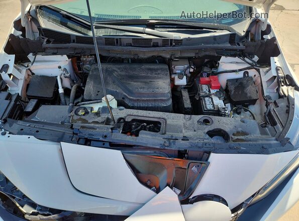 1N4AZ1BV1SC566507 2025 NISSAN LEAF Белый Вид задней части салона