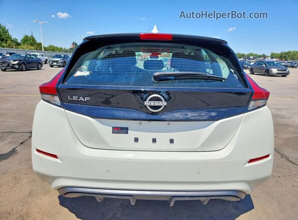 1N4AZ1BV1SC566507 2025 NISSAN LEAF Белый Вид сзади