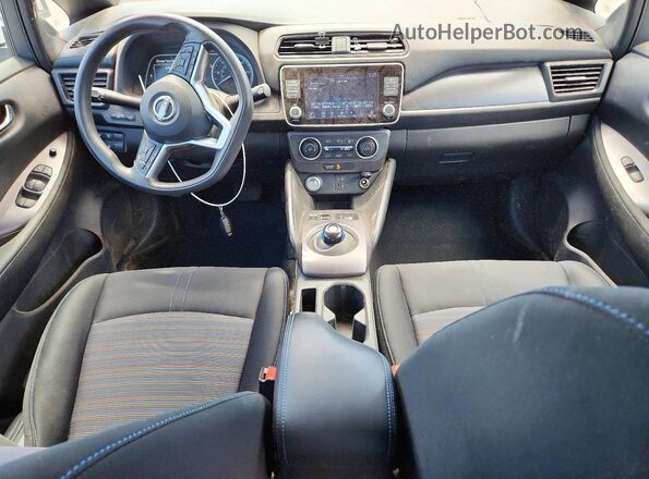 1N4AZ1BV5SC558541 2025 NISSAN LEAF White Առջևի վահանակի տեսք