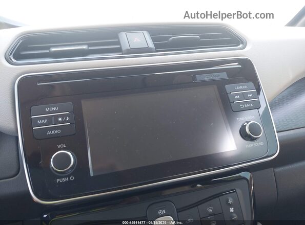1N4AZ1CP1JC307790 2018 NISSAN LEAF Gray 360 interior view
