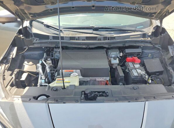 1N4AZ1CP6JC302746 2018 NISSAN LEAF Серый Вид подкапотного пространства
