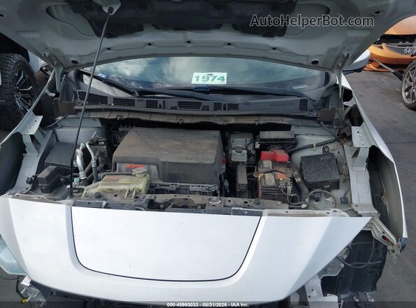 1N4AZ1CP6JC309762 2018 NISSAN LEAF Silver Widok z tyłu