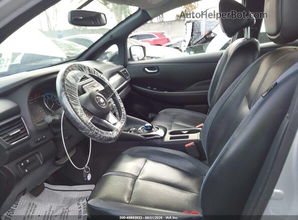 1N4AZ1CP6JC309762 2018 NISSAN LEAF Silver 
