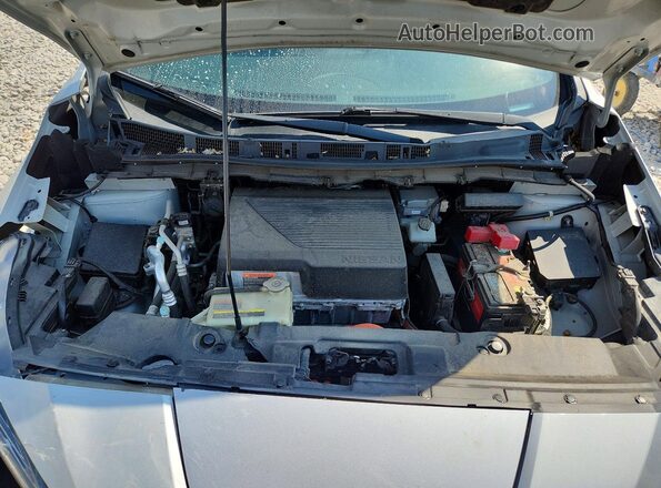 1N4AZ1CP6KC300495 2019 NISSAN LEAF Silver Սալոնի հետևի տեսք