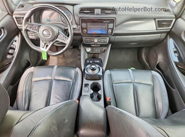 1N4AZ1CP7KC308072 2019 NISSAN LEAF White Dashboard view