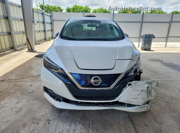 1N4AZ1CP8KC321607 2019 NISSAN LEAF White Widok z przodu