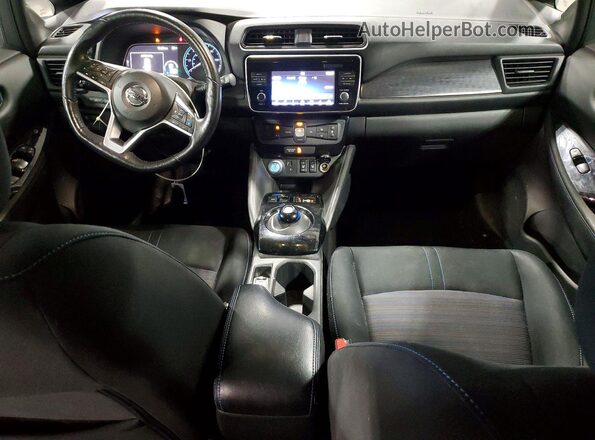 1N4AZ1CP9JC314583 2018 NISSAN LEAF Silver წინა პანელის ხედი
