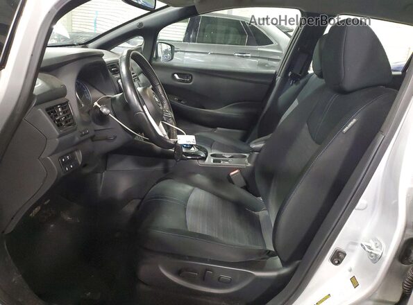 1N4AZ1CP9JC314583 2018 NISSAN LEAF Silver წინა სალონის ხედი
