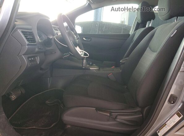 1N4AZ1CPXKC300354 2019 NISSAN LEAF Серый Вид салона спереди