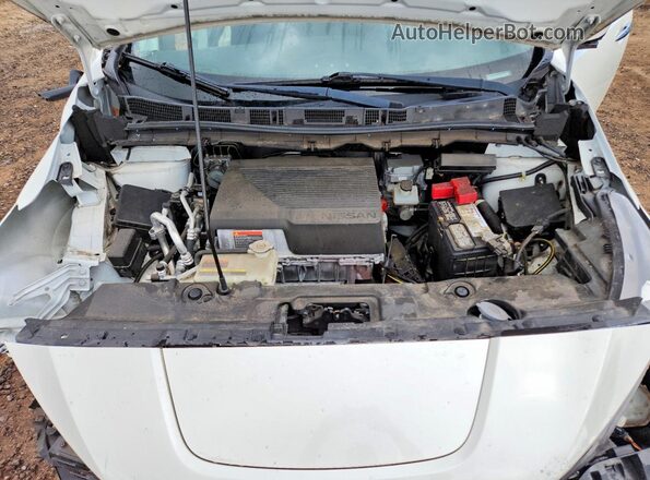1N4AZ1CV9MC550668 2021 NISSAN LEAF White Widok wnętrza z tyłu
