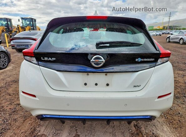 1N4AZ1CV9MC550668 2021 NISSAN LEAF White Widok z tyłu