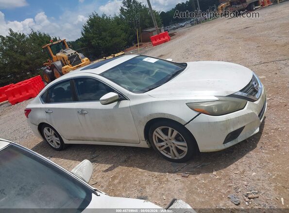 1N4BL3AP4GC117527 2016 NISSAN ALTIMA White Widok wnętrza z tyłu