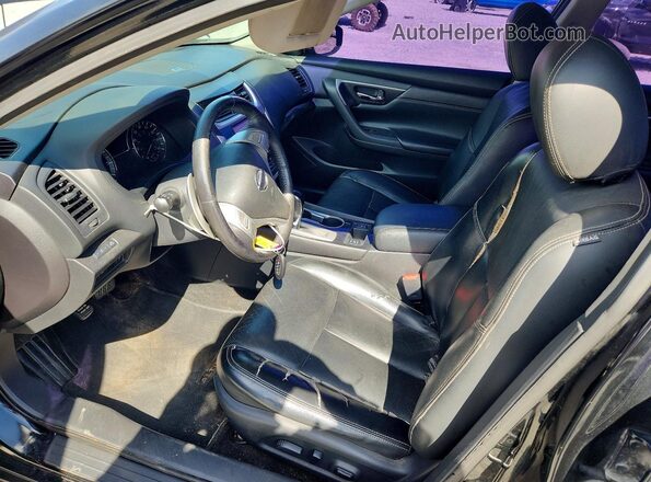 1N4BL3AP6GC126424 2016 NISSAN ALTIMA Черный Вид салона спереди