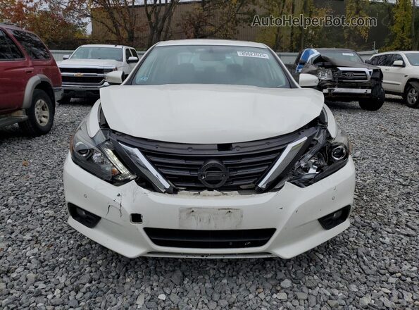 1N4BL3AP7HC137207 2017 NISSAN ALTIMA White Front view