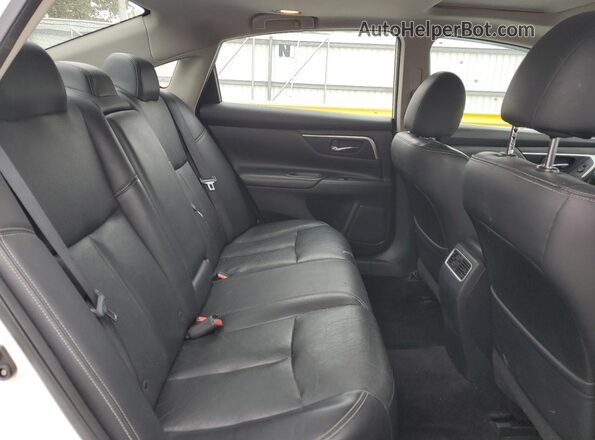 1N4BL3AP7HC137207 2017 NISSAN ALTIMA White Rear seats view
