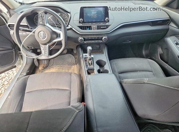 1N4BL4BV0KC195105 2019 NISSAN ALTIMA Silver Widok deski rozdzielczej