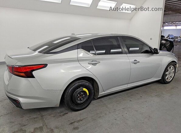 1N4BL4BV0LC135651 2020 NISSAN ALTIMA Silver Задня права чверть