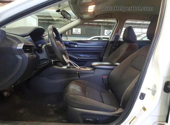 1N4BL4BV0LC238634 2020 NISSAN ALTIMA White Front interior view