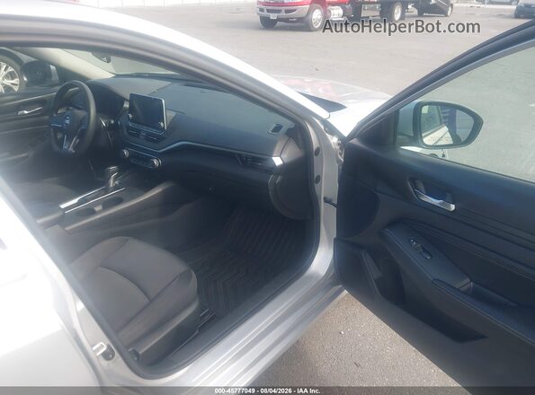 1N4BL4BV0LC243347 2020 NISSAN ALTIMA Silver Front interior view